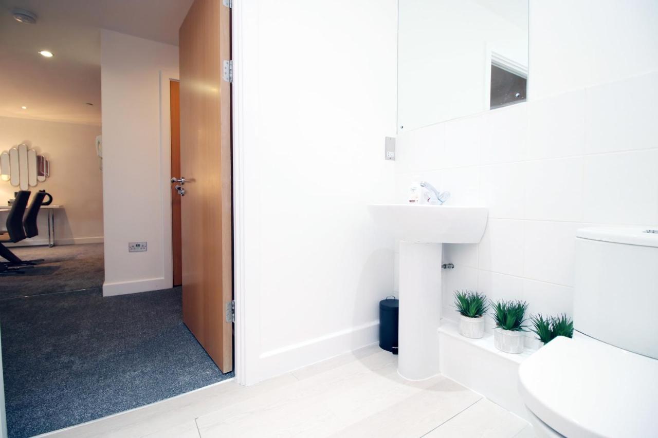 408 Marsh House By Mia Living Stylish Centre 2 Bedroom With Free Parking Holiday home Bristol