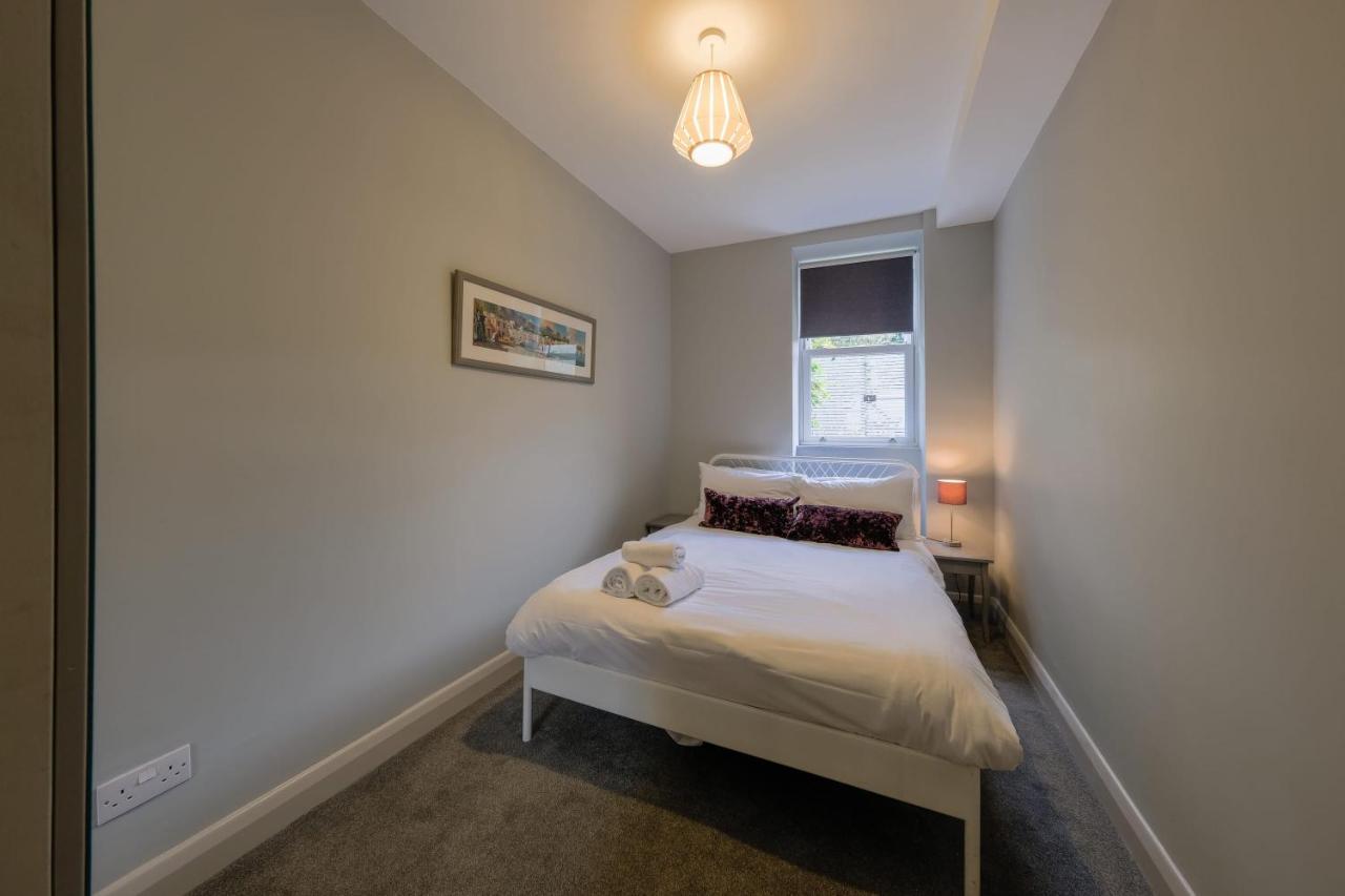 The Old Dutch - Clifton Apartment *