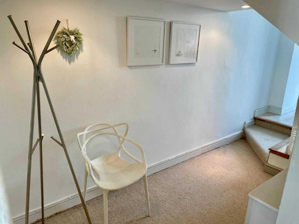 Grand & Graceful One Bed Flat In Clifton Village Apartment *