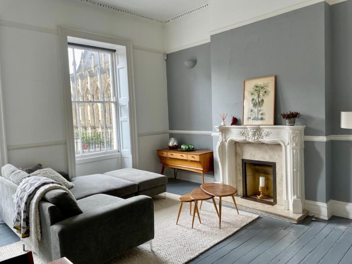 Grand & Graceful One Bed Flat In Clifton Village Apartment Bristol