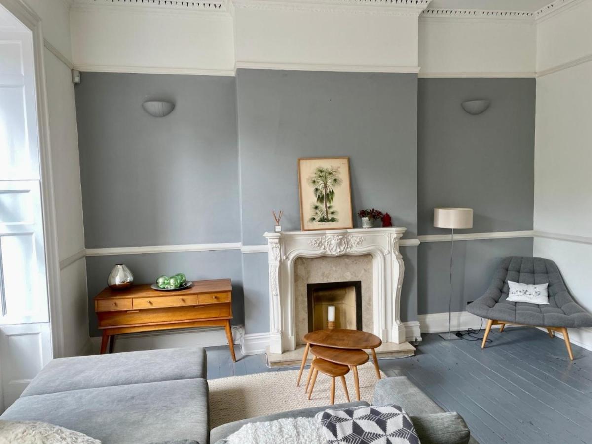 Grand & Graceful One Bed Flat In Clifton Village * Bristol