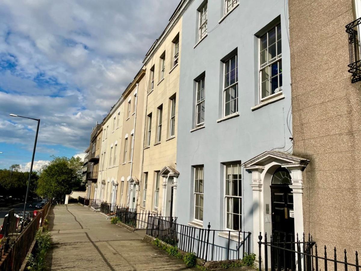 Grand & Graceful One Bed Flat In Clifton Village Apartment Bristol