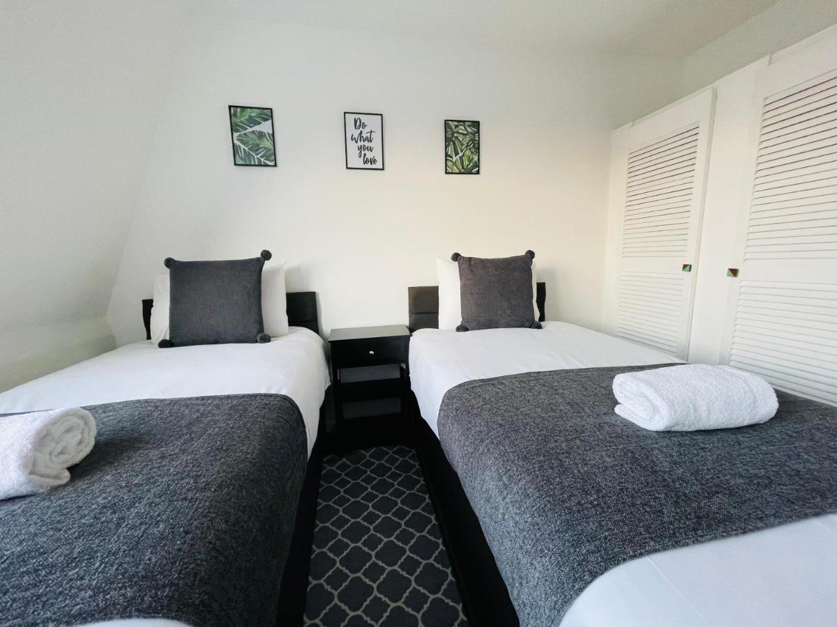 Cheerful 5-bedroom With Free Parking * Bristol