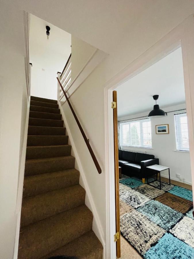 Cheerful 5-bedroom With Free Parking * Bristol