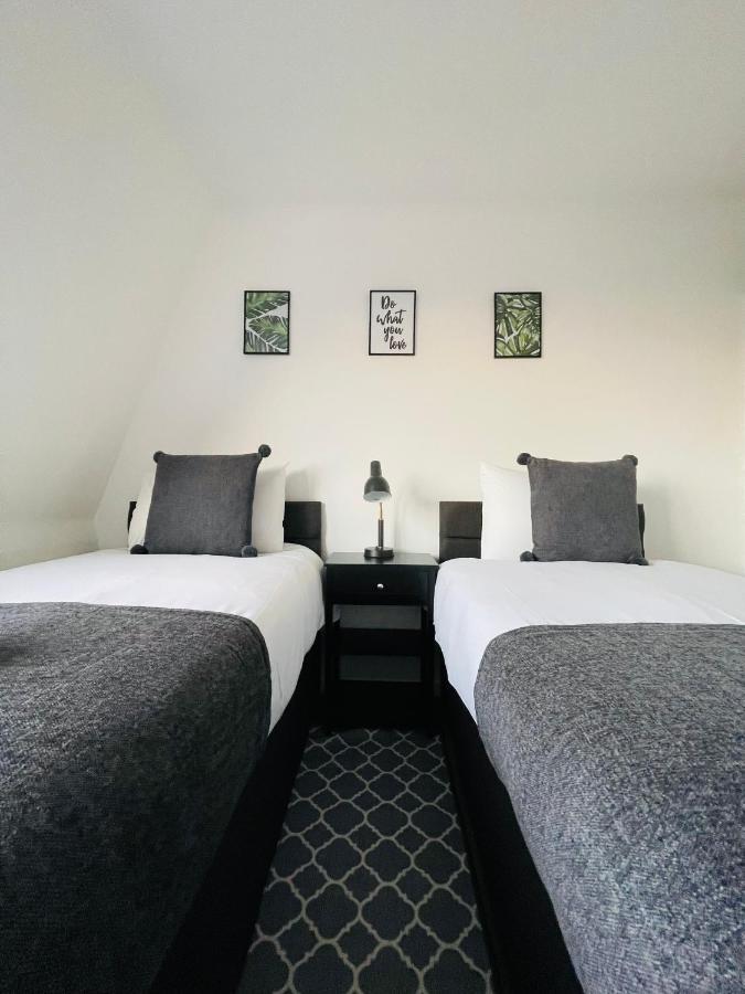 Cheerful 5-bedroom With Free Parking * Bristol