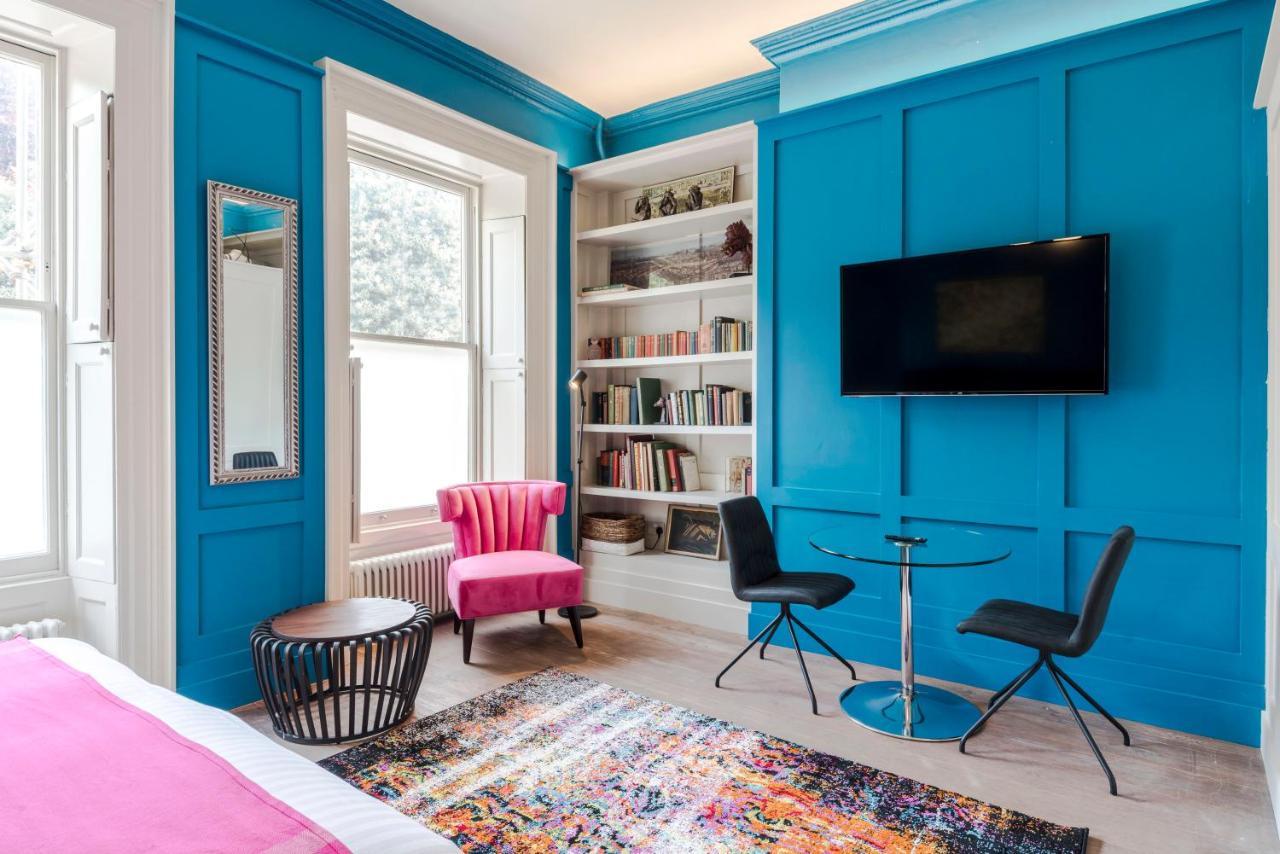 4 Berkeley Square I Your Apartment