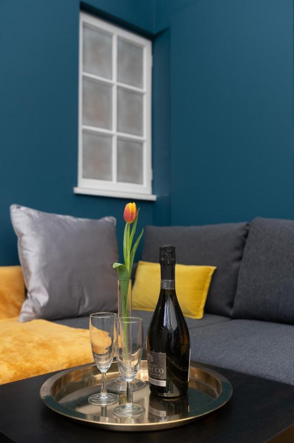 Hummingbird Maisonette By Prescott * Bristol