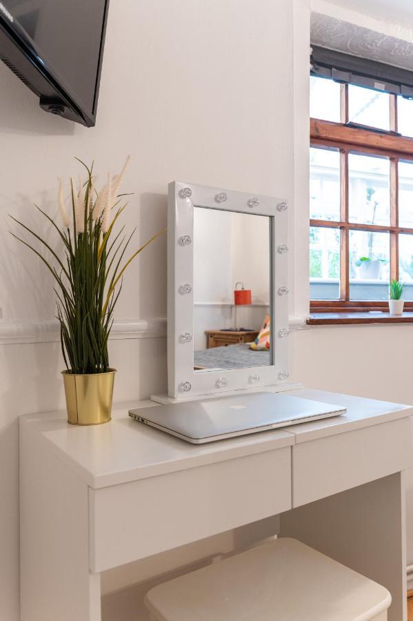 Hummingbird Maisonette By Prescott Apartment Bristol