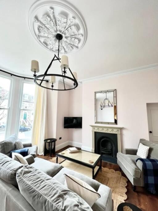Redland - 4 Apartment *