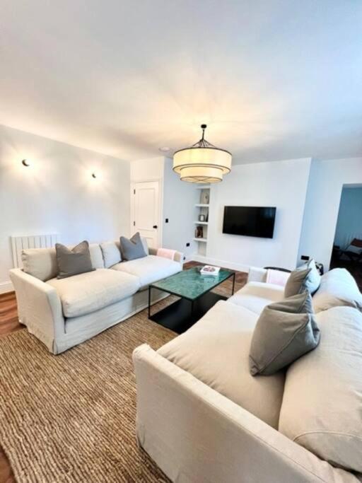 Redland - 1 *