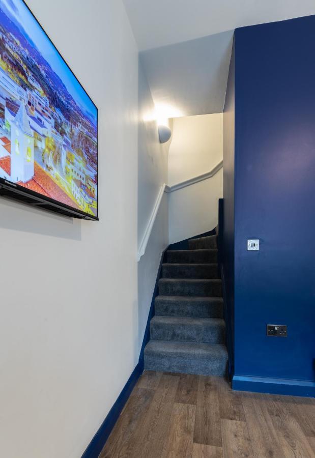 Mural By Mycityhaven Apartment
