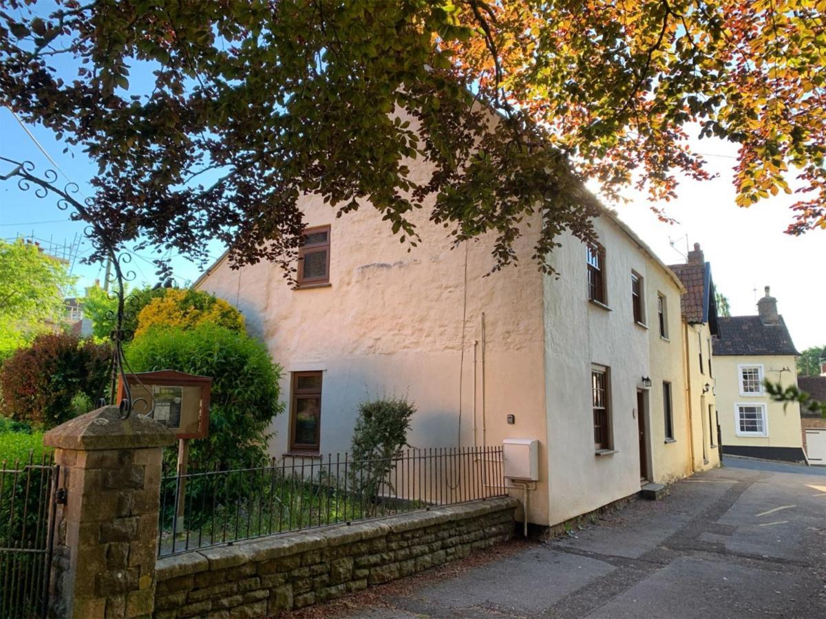 Redwood Holiday home Bristol
