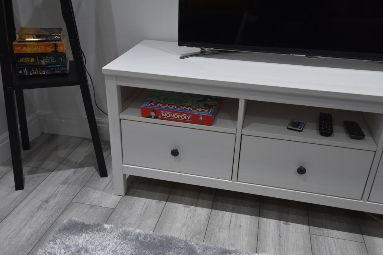 Cozy! 2-bedroom Exclusive Near City Centre Easton Speedwell Sleeps Upto 6 Apartment *