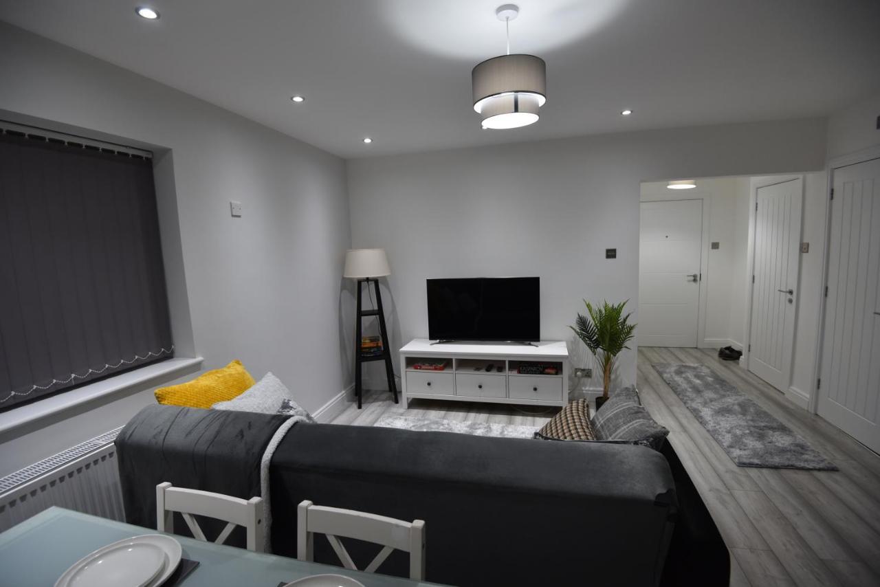Cozy! 2-bedroom Exclusive Near City Centre Easton Speedwell Sleeps Upto 6 Apartment *