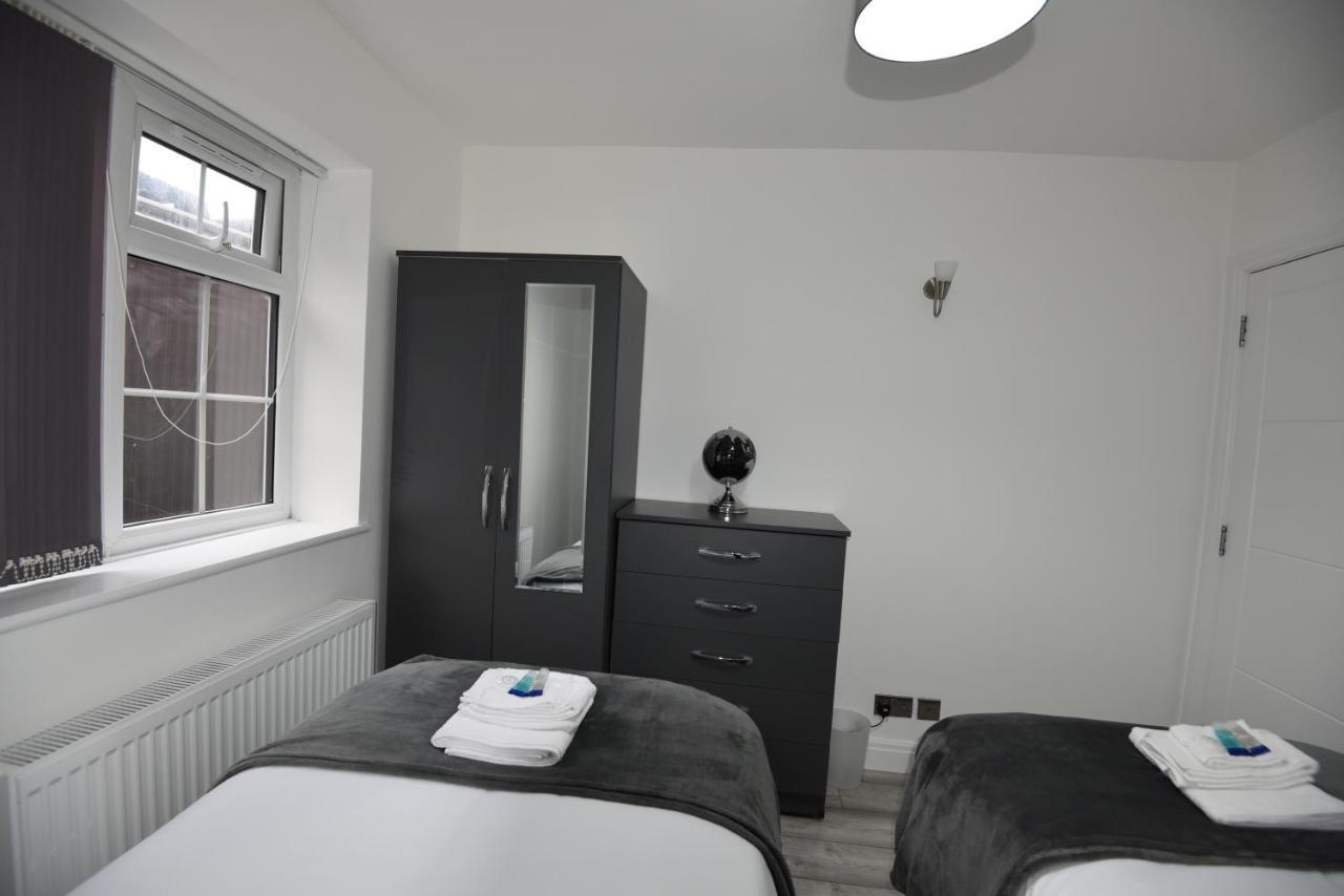 Cozy! 2-bedroom Exclusive Near City Centre Easton Speedwell Sleeps Upto 6 Apartment Bristol