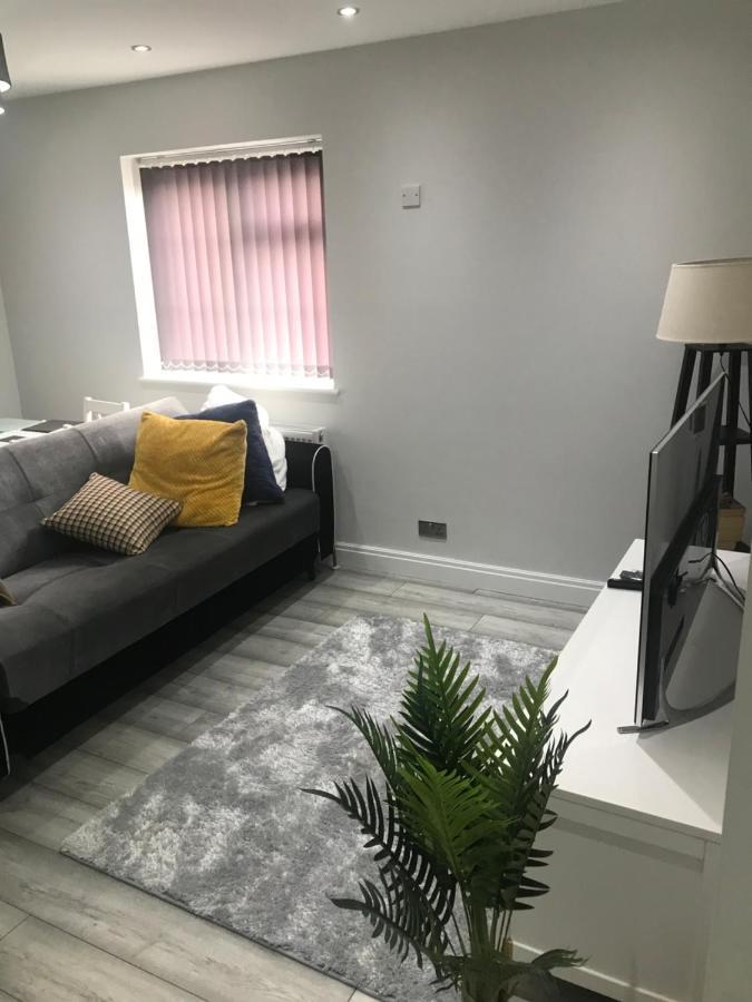 Cozy! 2-bedroom Exclusive Near City Centre Easton Speedwell Sleeps Upto 6 * Bristol