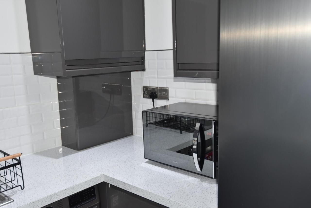 Cozy! 2-bedroom Exclusive Near City Centre Easton Speedwell Sleeps Upto 6 Apartment *
