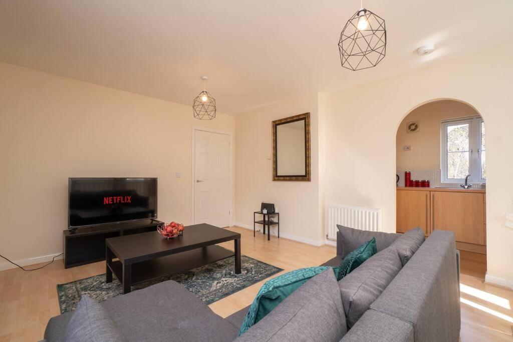 Bristol's Coach House - 2 Bedroom Detached With Secure Parking *