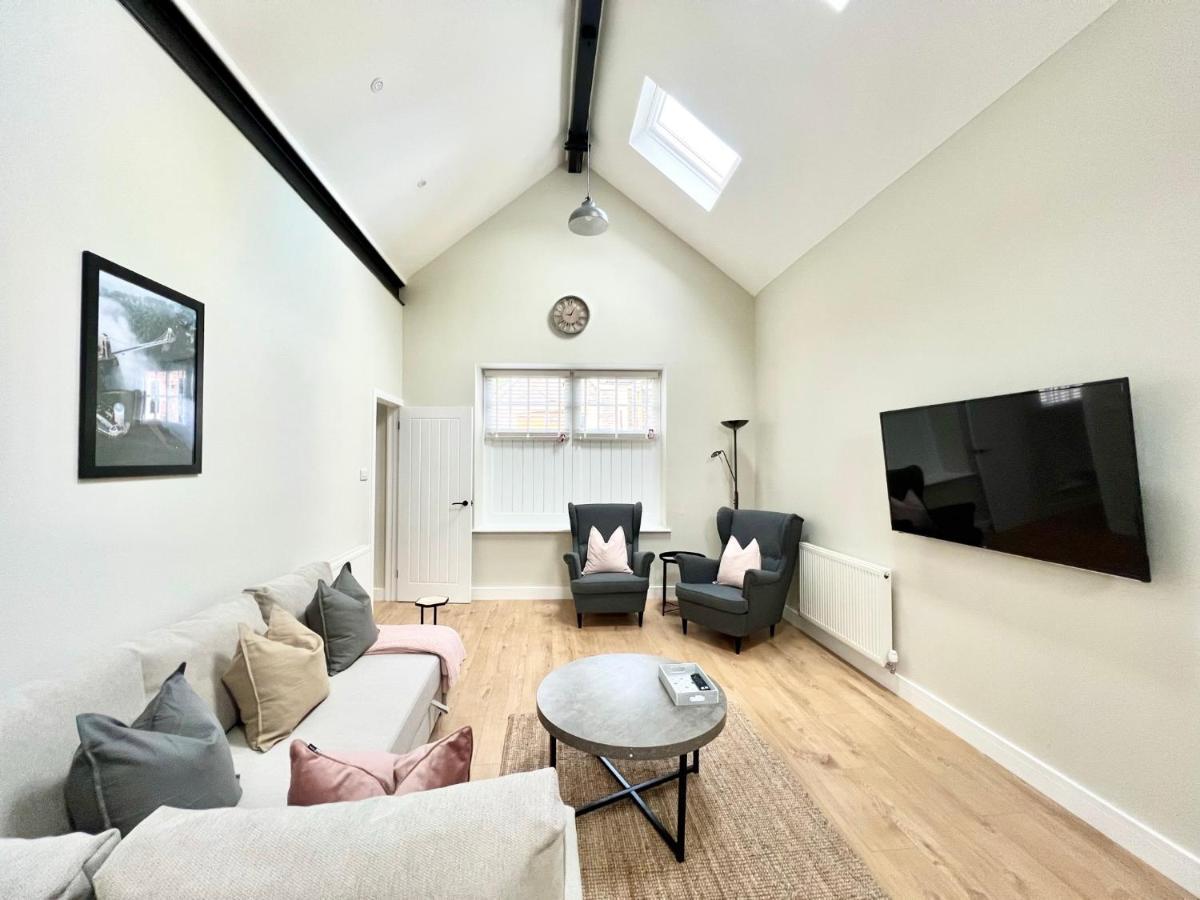 Cotham - The Stables Apartment *
