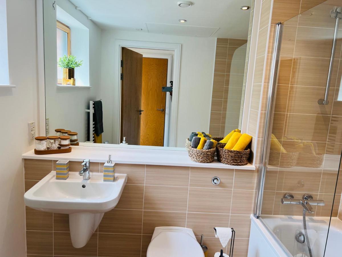 Apartment Contemporary - Bristol City Centre Apartment Bristol