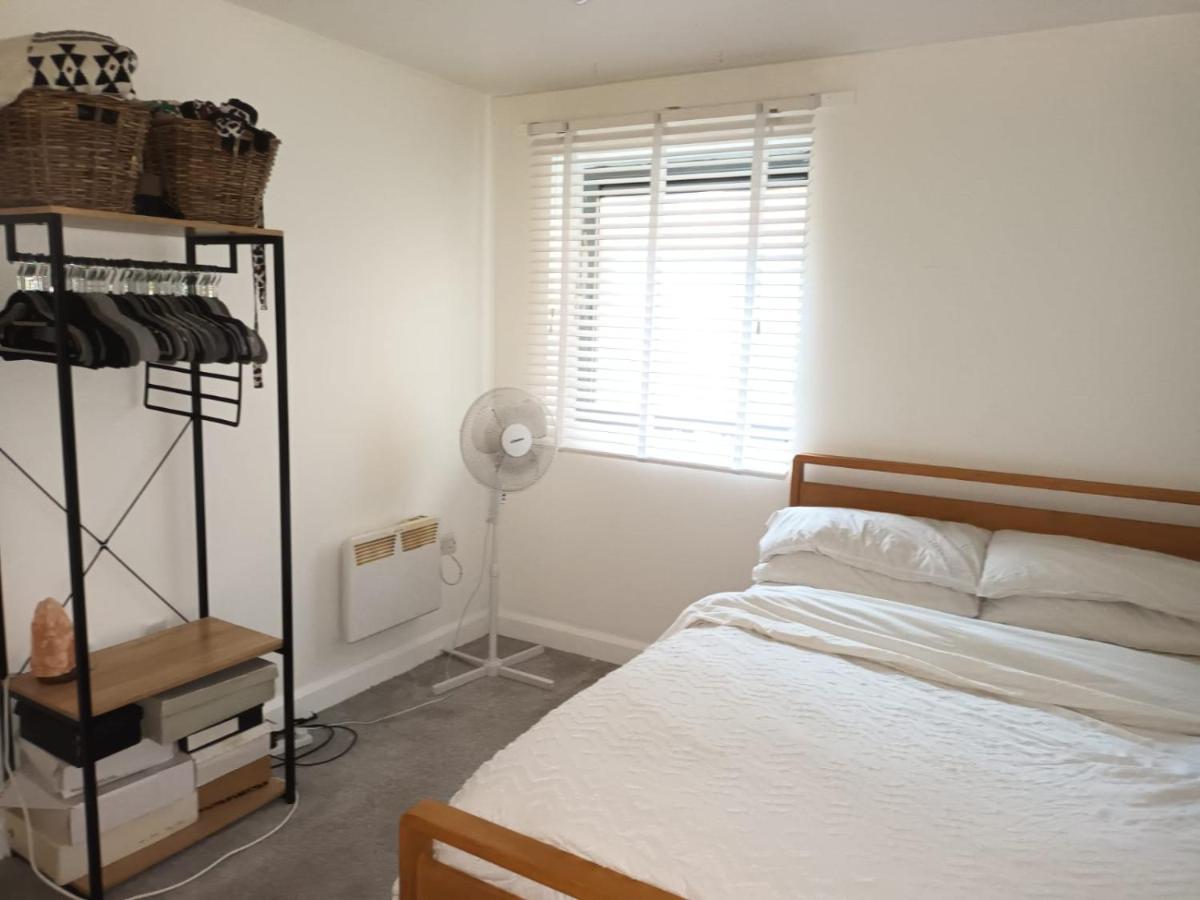 Cosy Modern In Central Near Stokes Croft Apartment Bristol