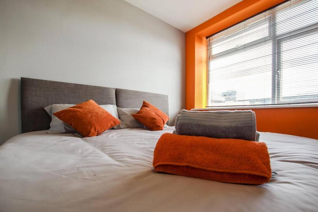 Primeee Location! - Modern Central Apartment Apartment Bristol