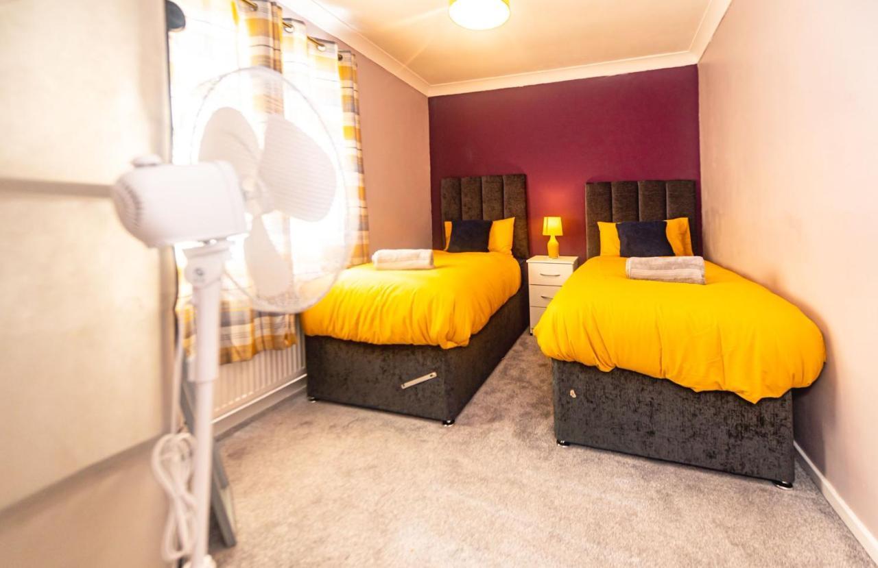 Superb Dwelling! Fast Wifi, Parking, Patchway * Bristol