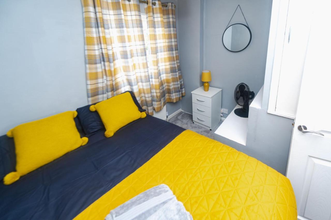 Apartment Superb Dwelling! Fast Wifi, Parking, Patchway *