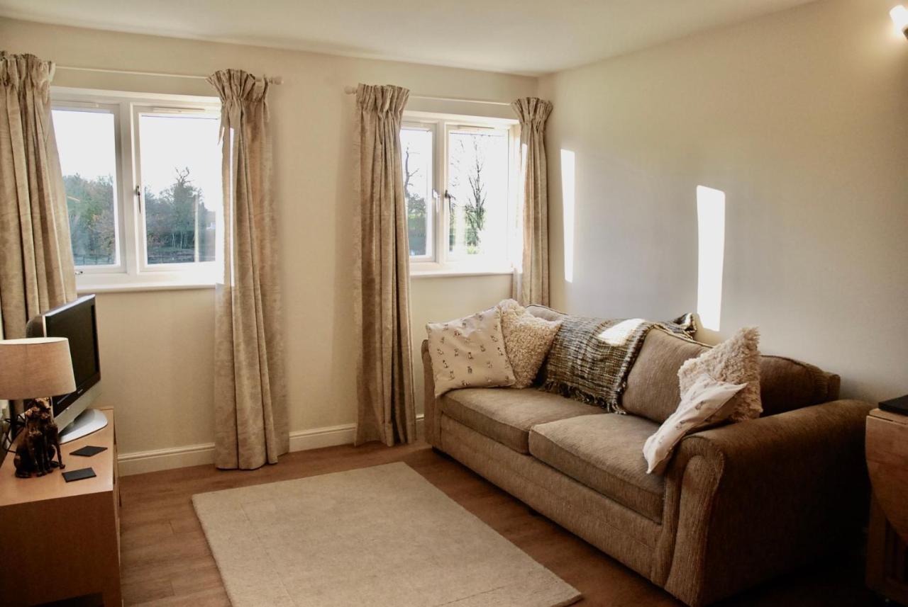 Lake House Annexe - Beautiful Countryside Retreat * Bristol