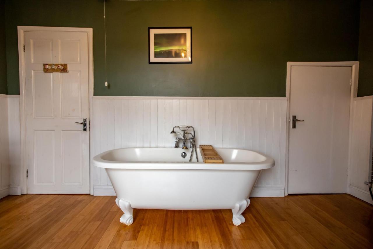 Short Stays - Fishponds Apartment Bristol