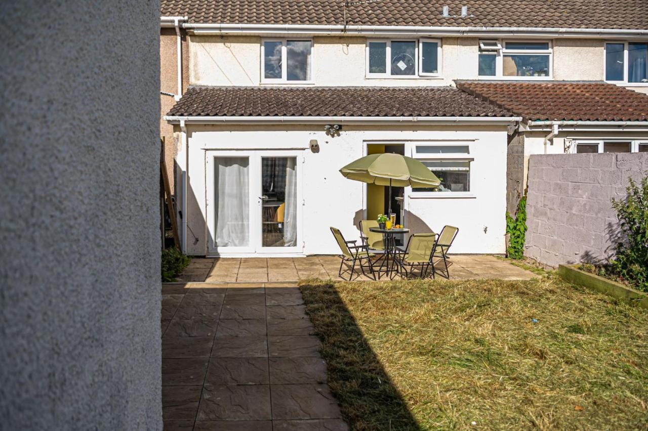 Apartment Superb Dwelling! Fast Wifi, Parking, Patchway