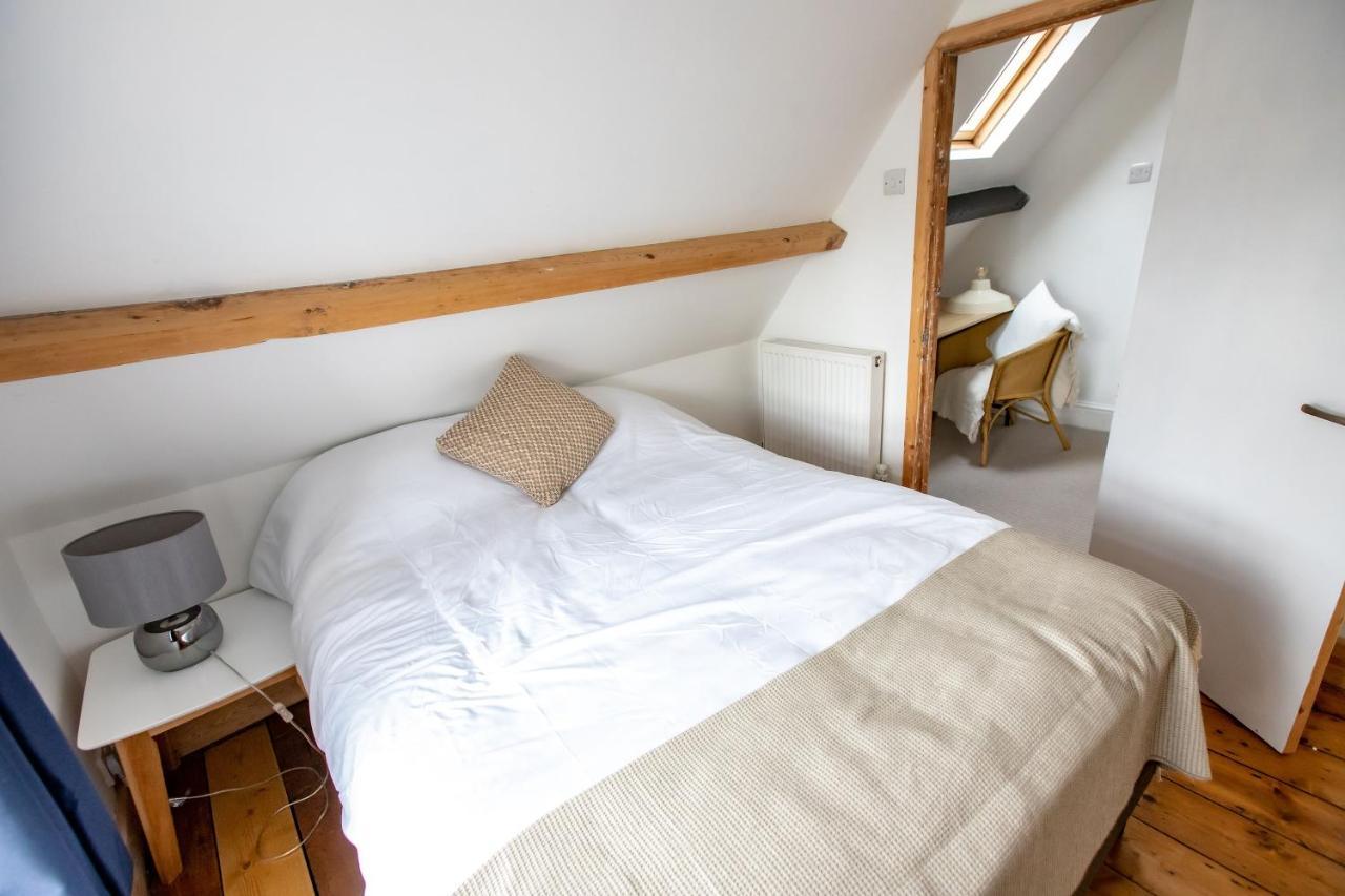 Short Stays - Fishponds * Bristol