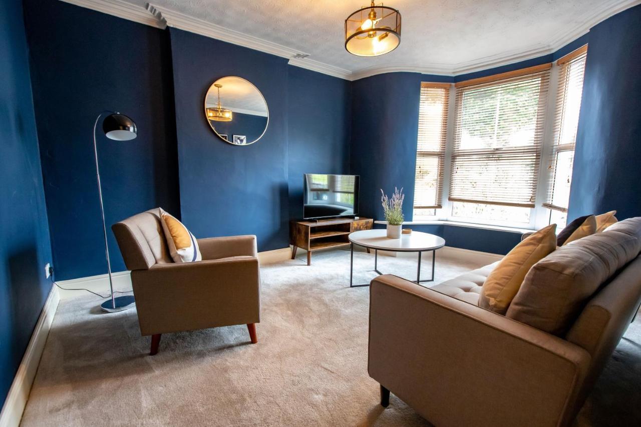 Short Stays - Fishponds Apartment Bristol