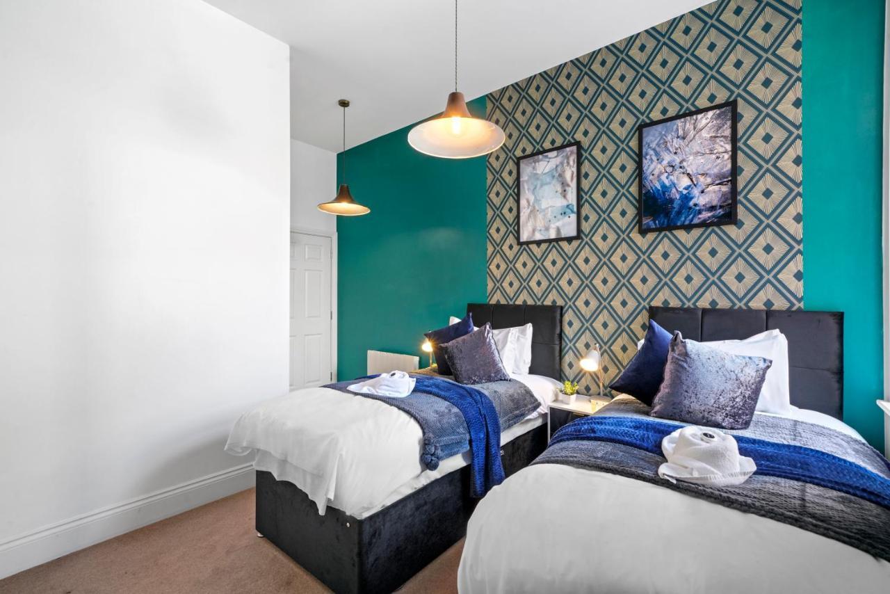 Apartment Stunning Abode - Sleeps 10 - Parking Bristol