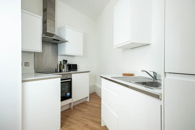 Lovely 2 Bedroom In Central *