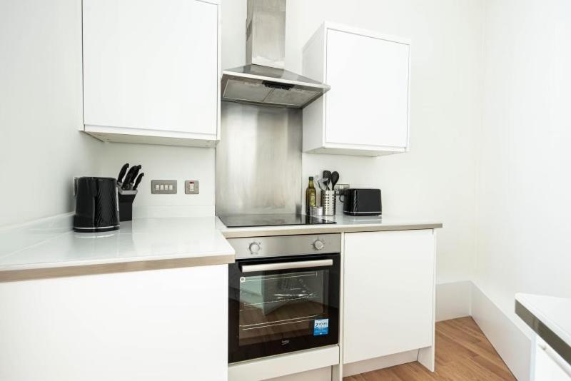 Lovely 2 Bedroom In Central *