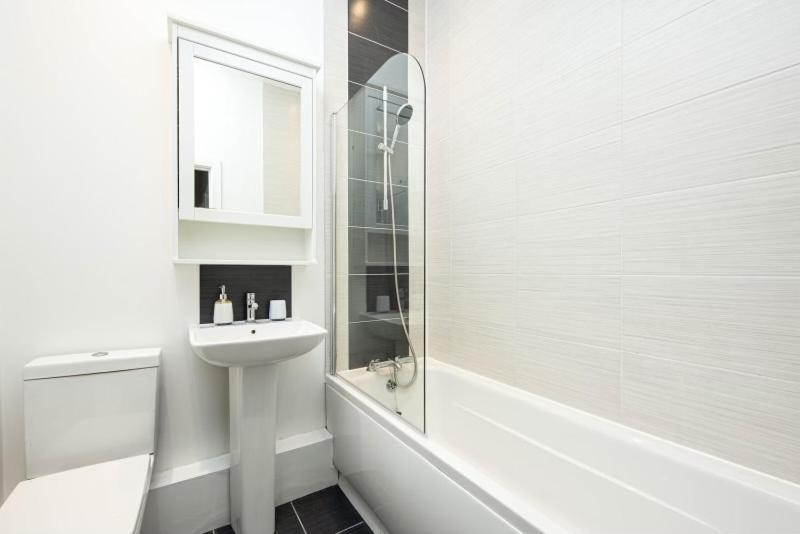 Lovely 2 Bedroom In Central