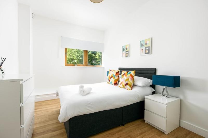 Lovely 2 Bedroom In Central Apartment Bristol