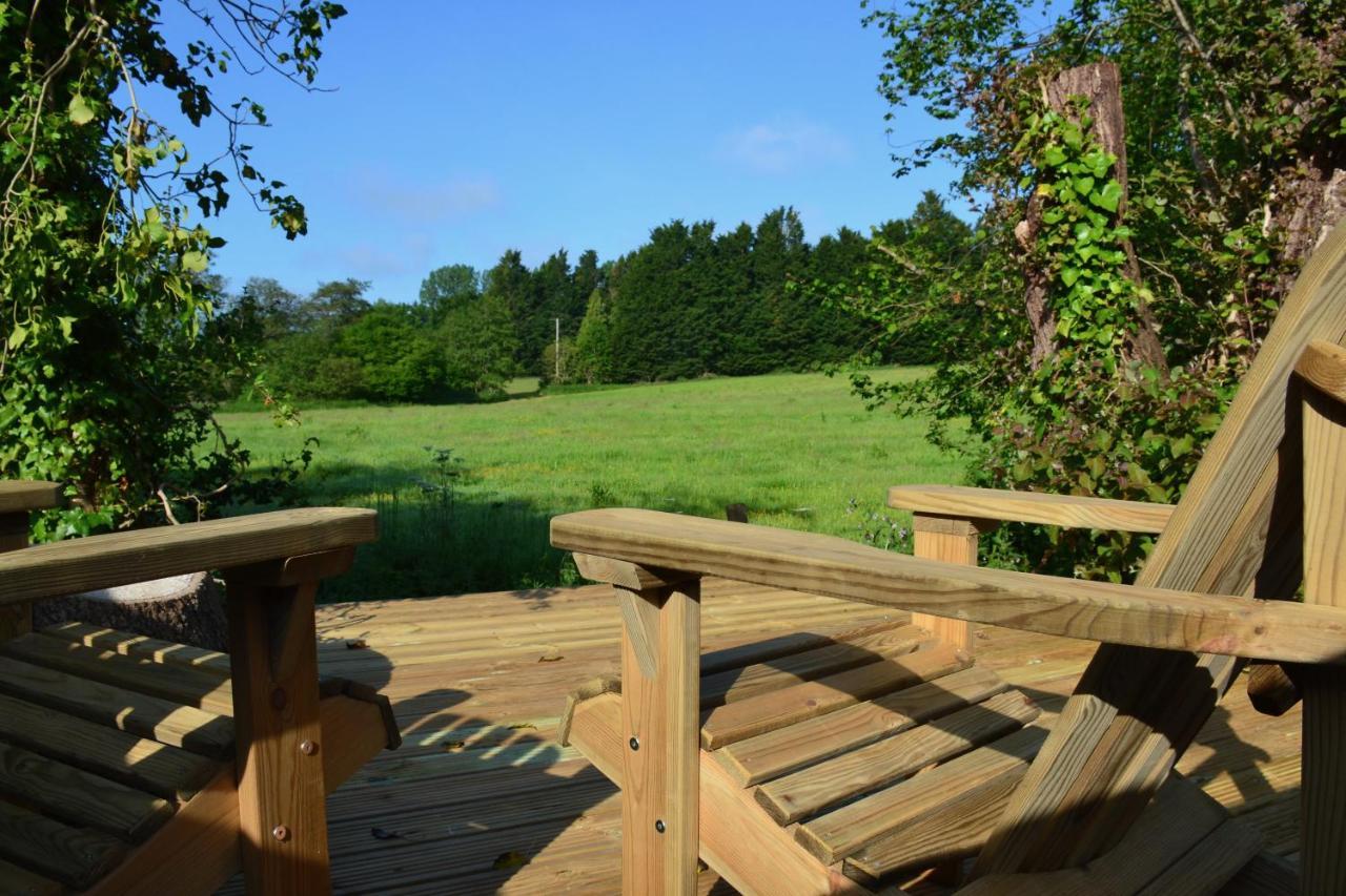 Large Luxury Shepherds Hut With Hot Tub Nr Bath Bristol