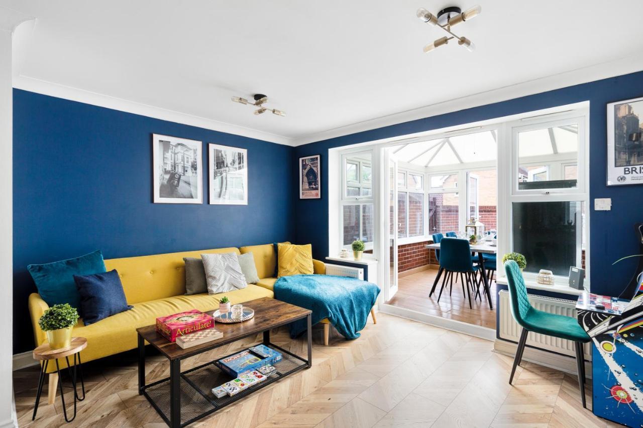 Wow Modern House 5 Bed 4 Bath 2 Parking - Hot Tub Apartment Bristol