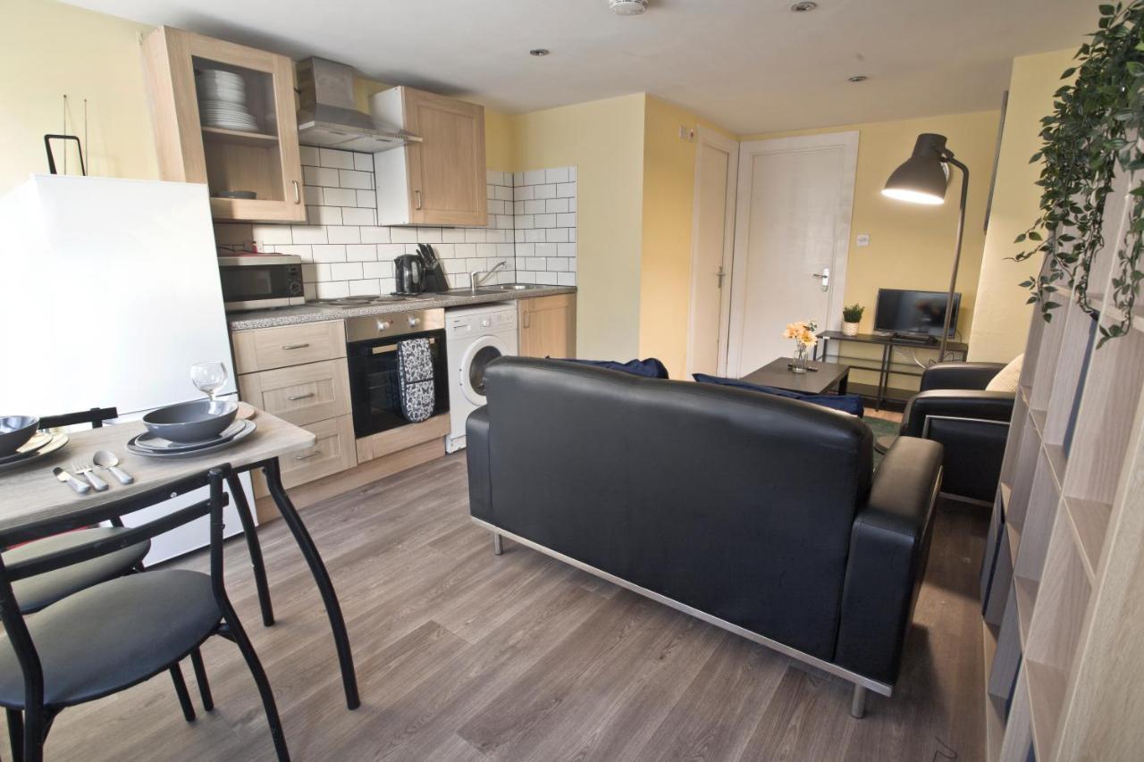 Church Rd Apartment *
