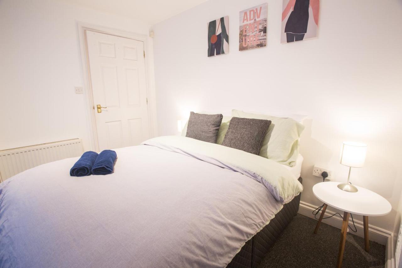 Flat 1, 4 Warden Rd