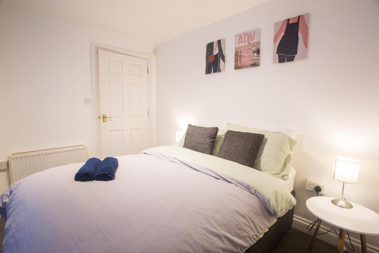 Flat 1, 4 Warden Rd * Bristol