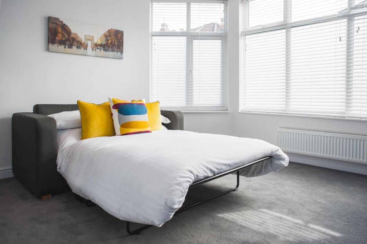 Easton Gem - Two Bedroom With Courtyard *
