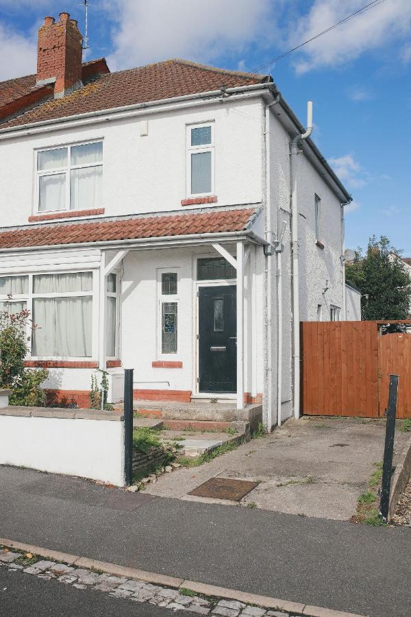 39 Court Rd Holiday home Bristol
