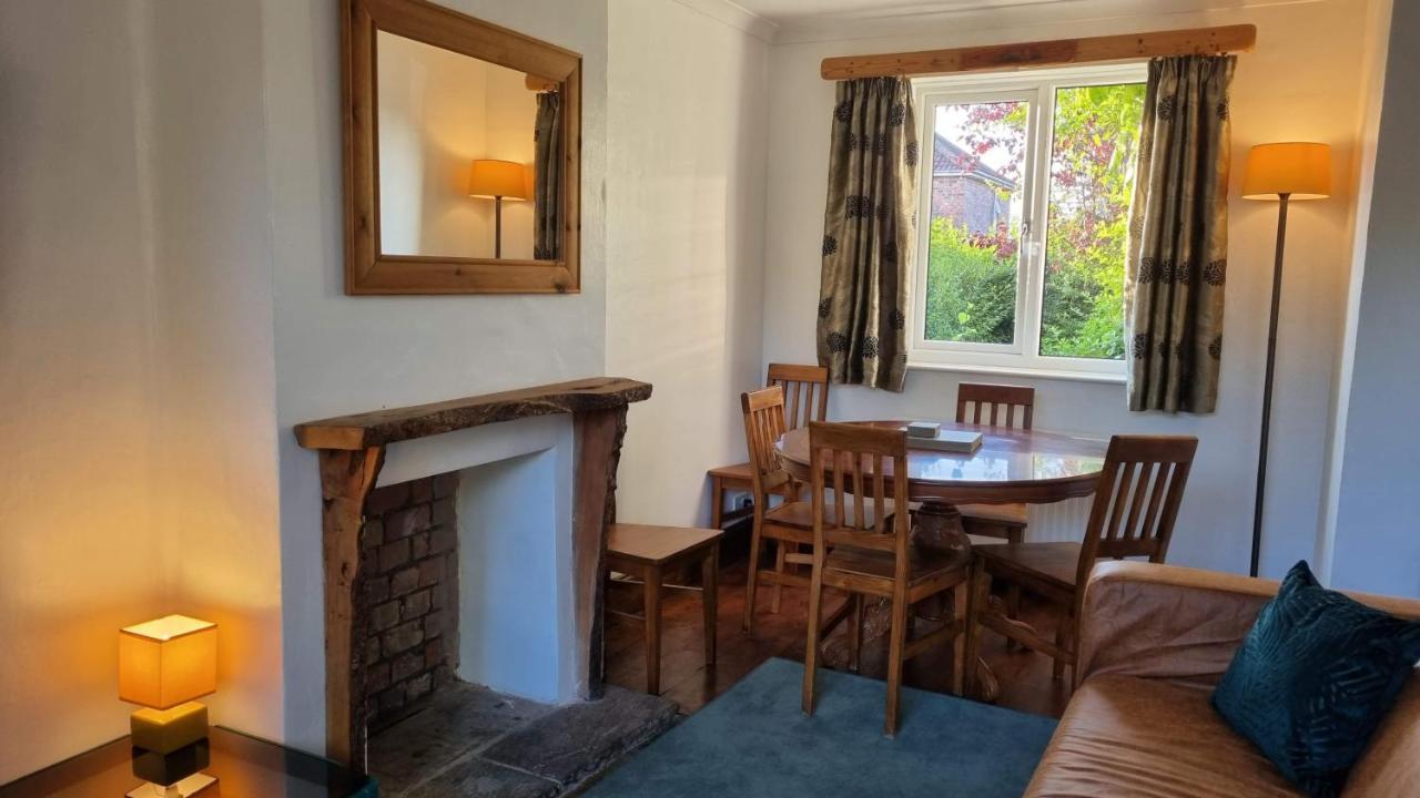 Holiday home Woodland House By Cliftonvalley