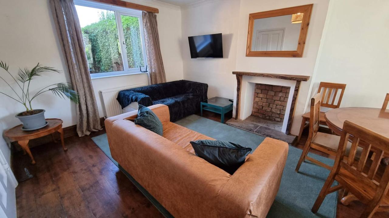 Holiday home Woodland House By Cliftonvalley Bristol