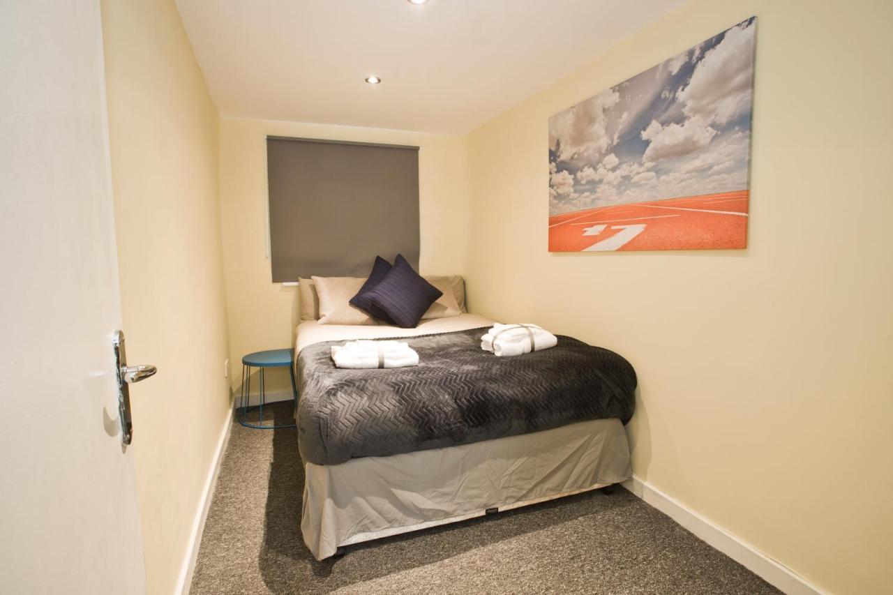 Church Rd Apartment *