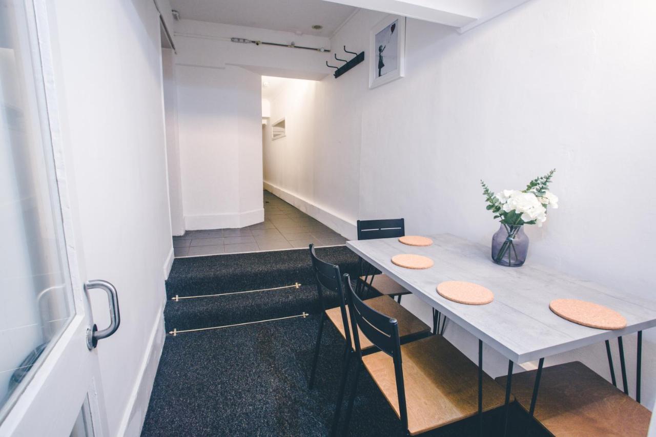53 Pembroke Rd Apartment *