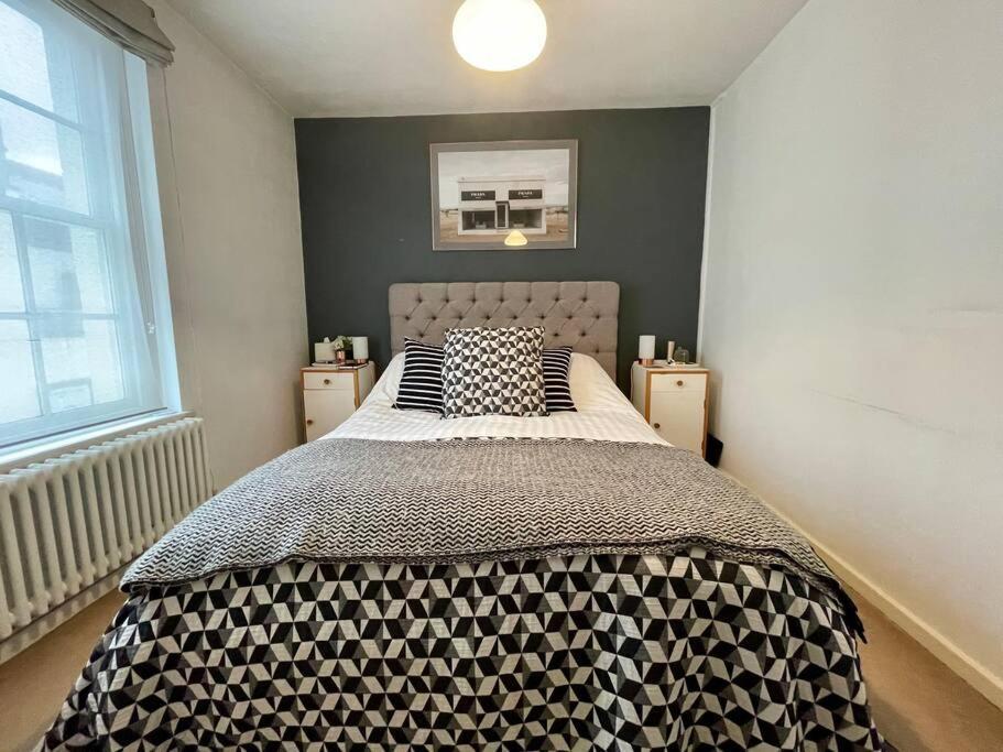 Apartment Gorgeous 2 Bedroom Edge Of Cabot Circus